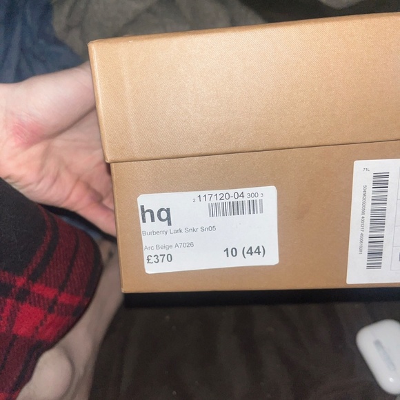 BURBERRY BRAND NEW MENS SNEAKERS FROM STOCKX - Picture 2 of 5